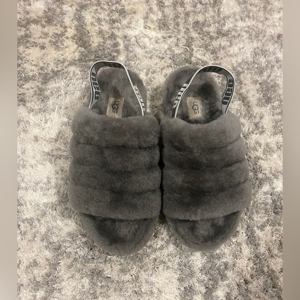 UGGS fluff yeah slide slipper